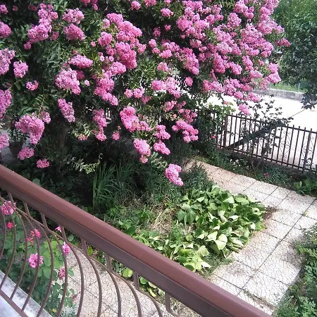 With A View Of Meteora Apartmán *